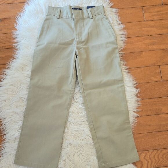 Dockers Boys Kahki Pants NWT - Picture 1 of 5